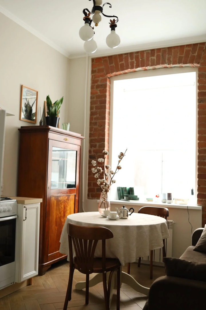 Апартаменты With XIX Century furniture