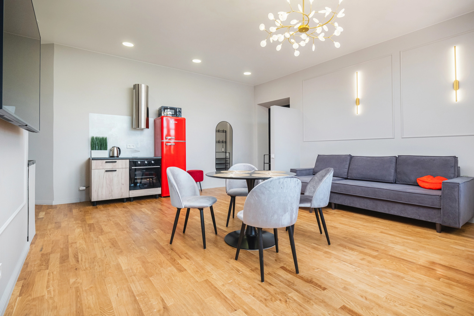 Квартира трёхкомнатная с джакузи в Историческом центре