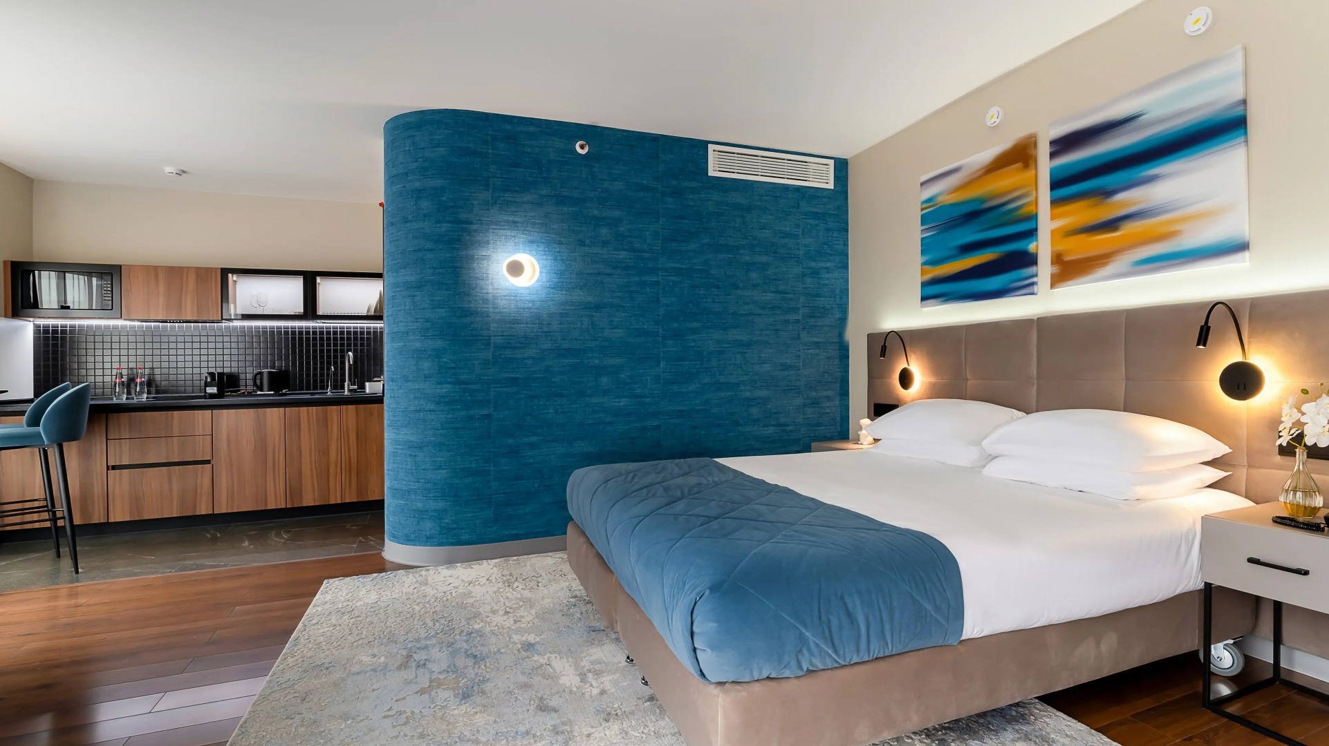 Отель New Living Vladivostok