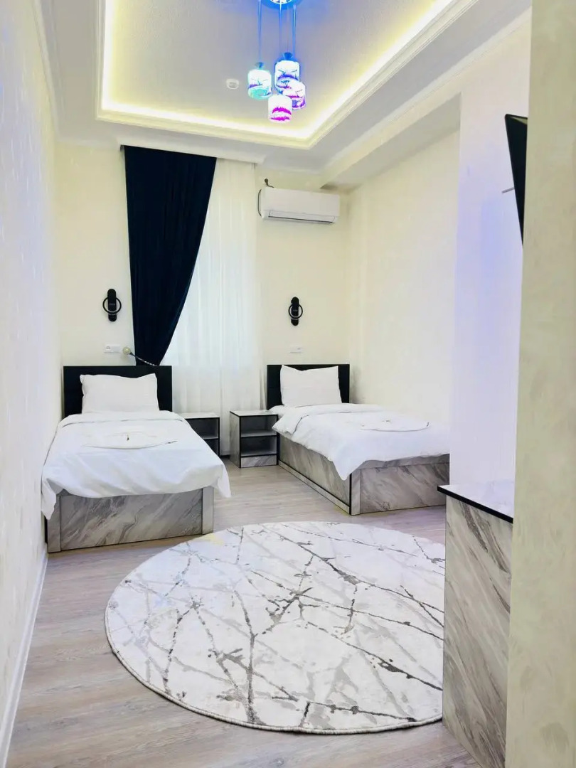 Отель Status Inn