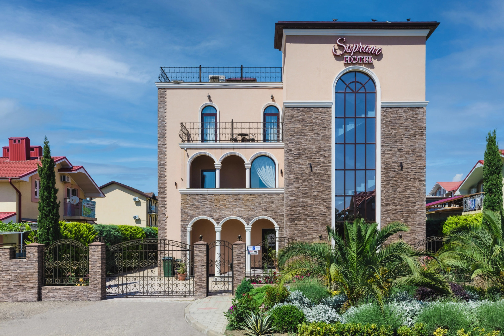 Отель Сопрано