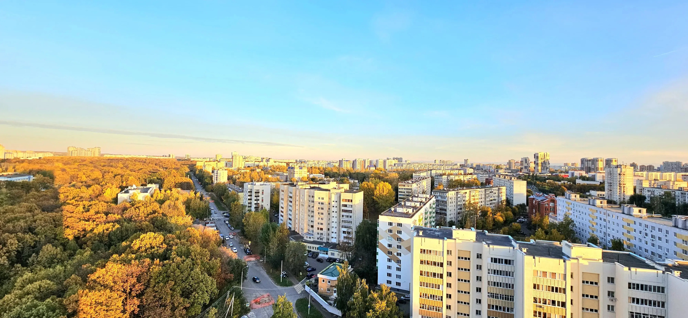 Квартира Рядом с Метро и Горкинским лесом