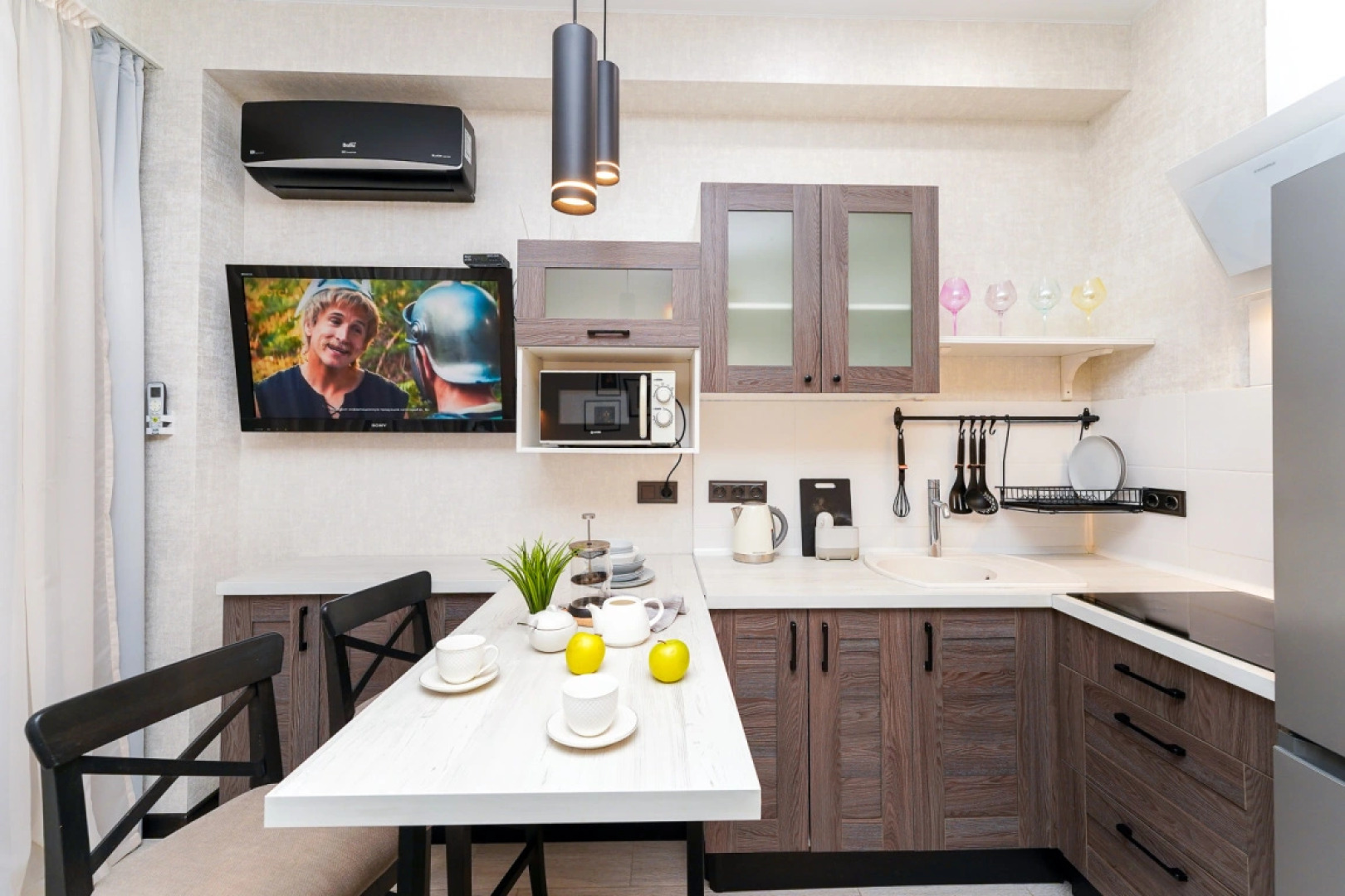 Апартаменты 7 Крымский Мамайка