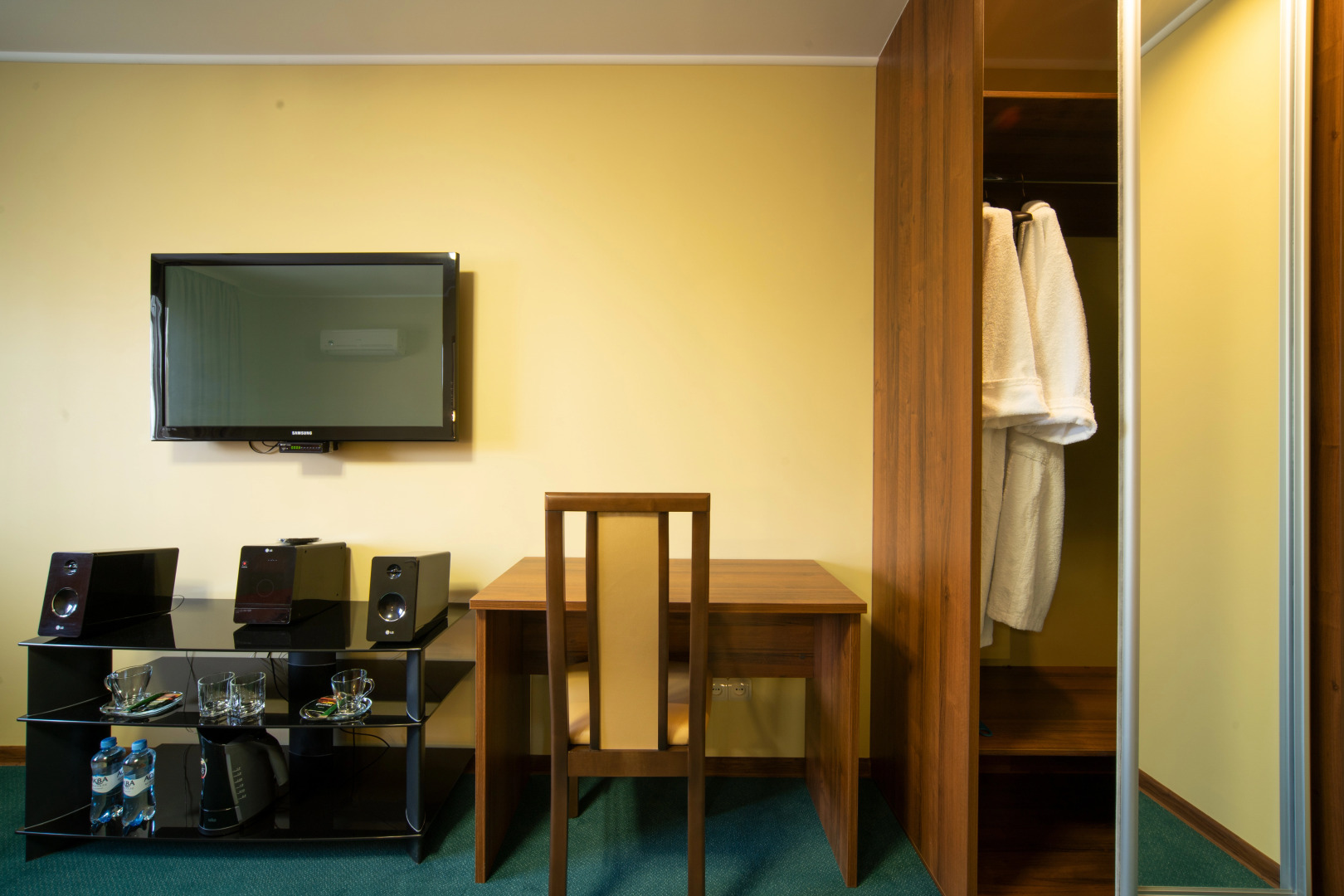 Гостиница Строитель