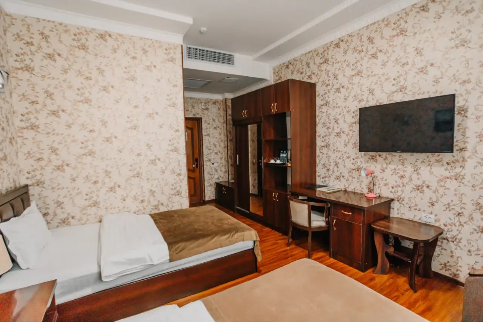 Отель Grand Hotel Sogdiana
