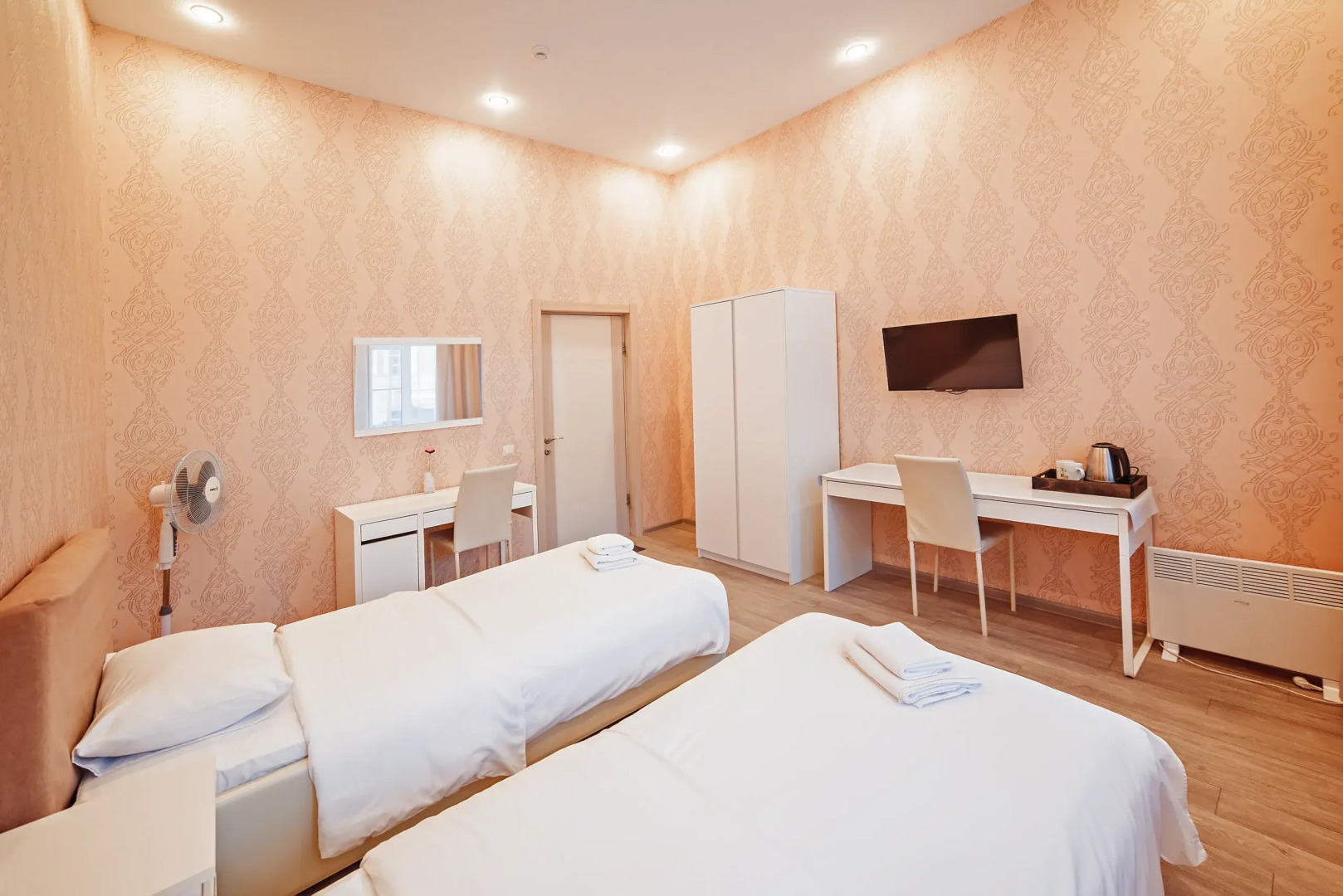 Отель Горький