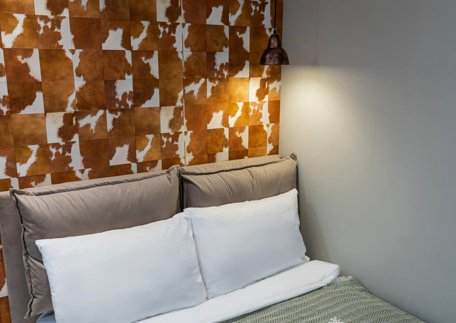 Апартаменты Морент с ярким интерьером в ЖК Сорренто Парк