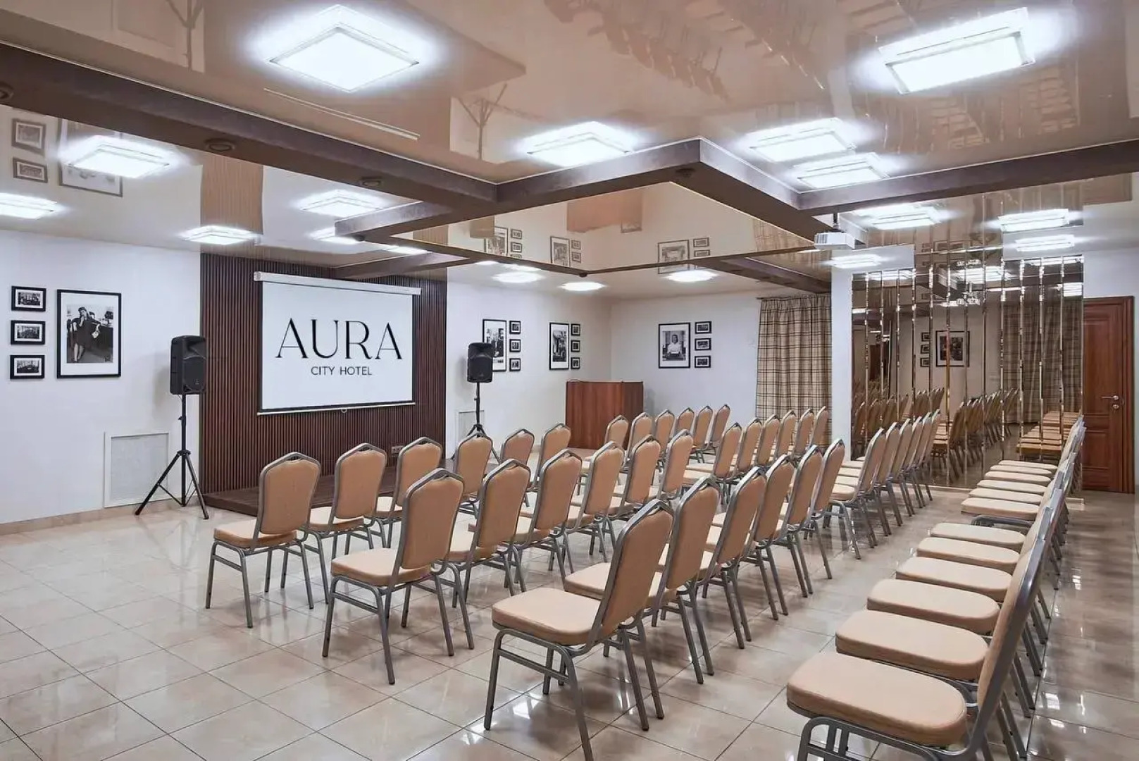 Отель Aura CityHotel
