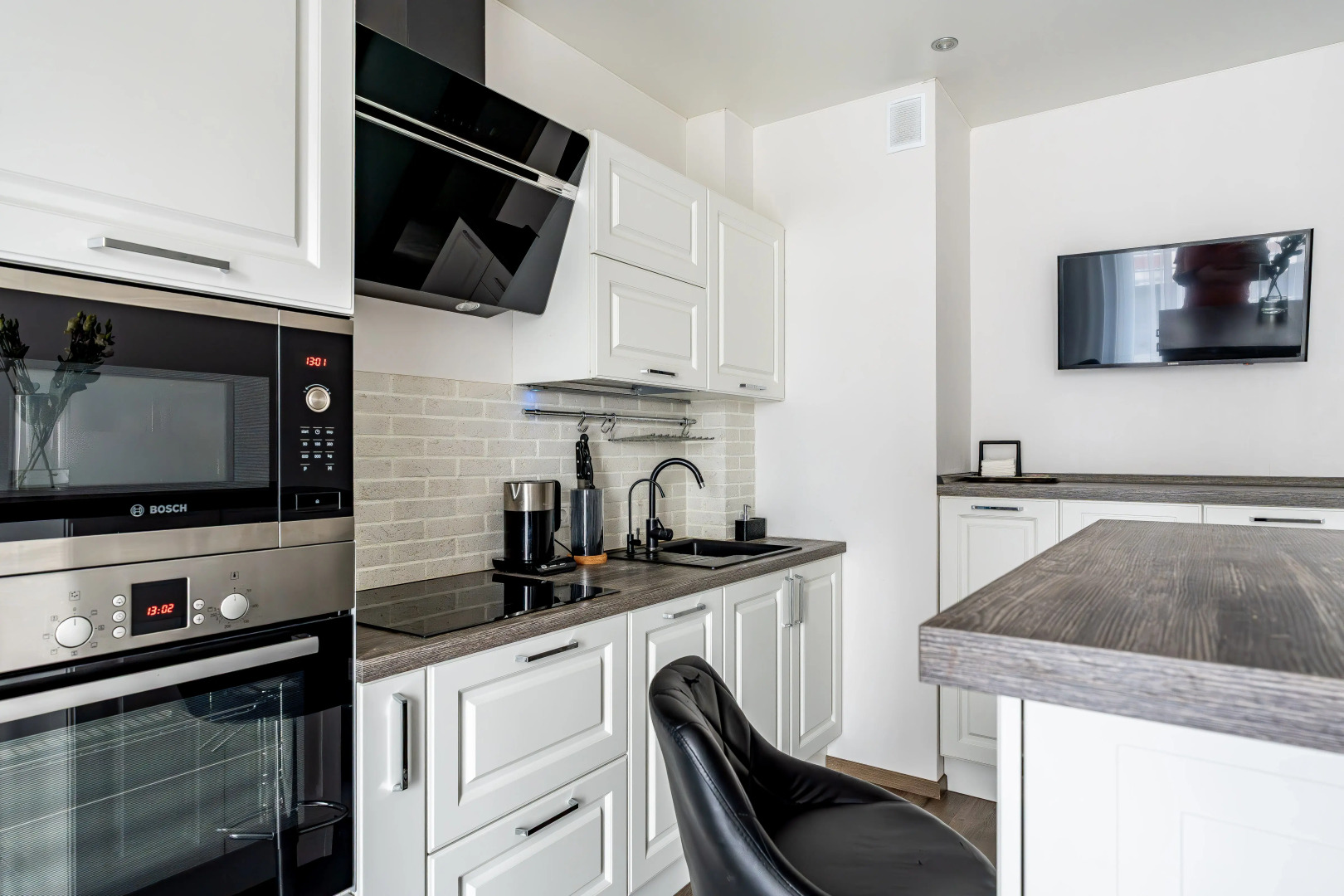 Квартира Antic на Кременчугской Satin Home