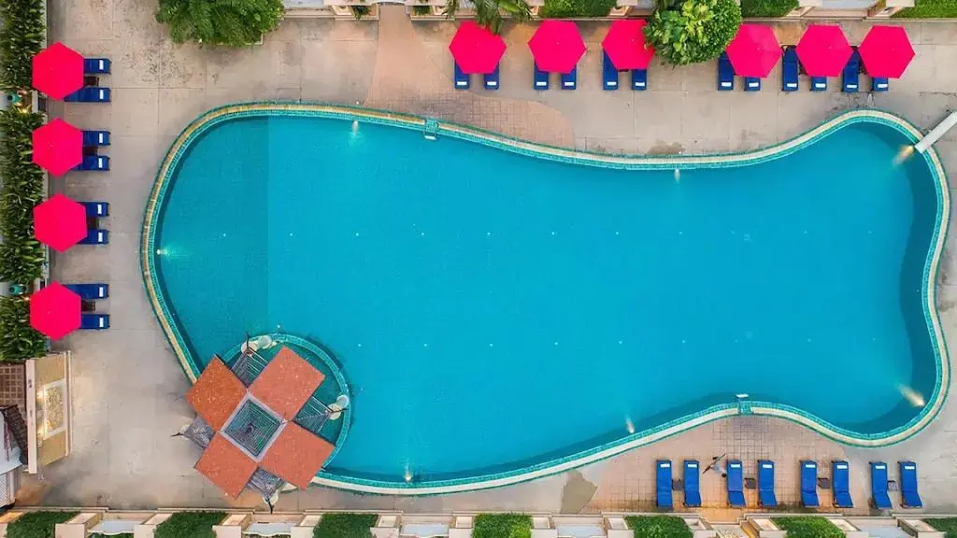 Mountain Beach Resort & Convention Center