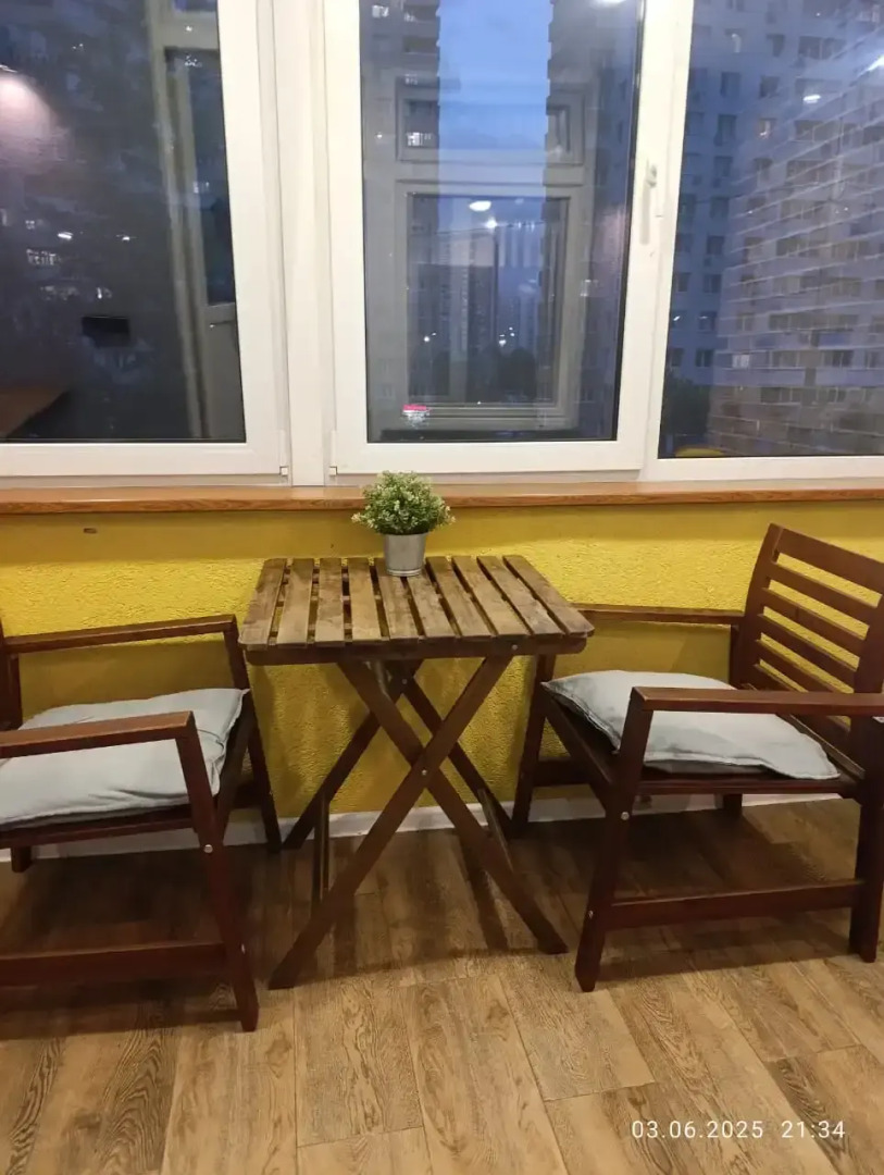 Апартаменты Уютная Студия с Балконом