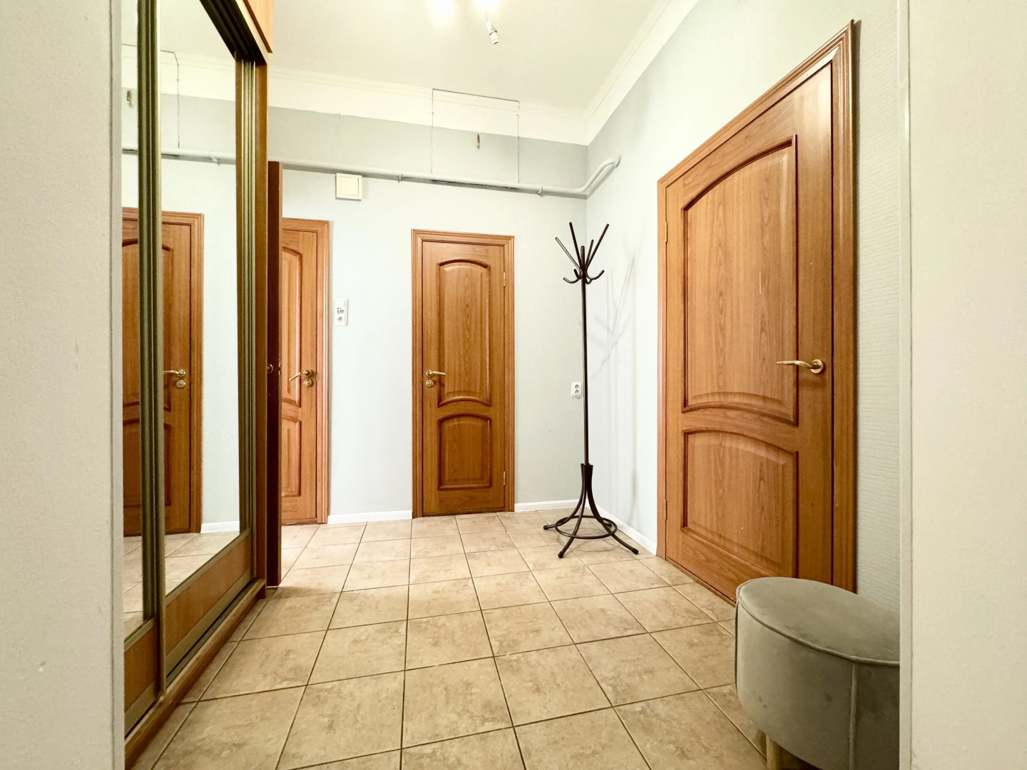 Квартира Уютная Квартира с большой кухней