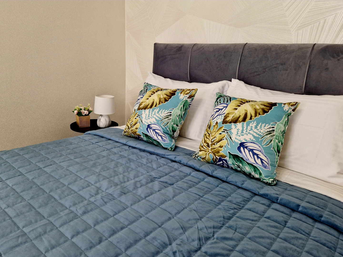 Апартаменты  "Любимый Центр" на Соммера!