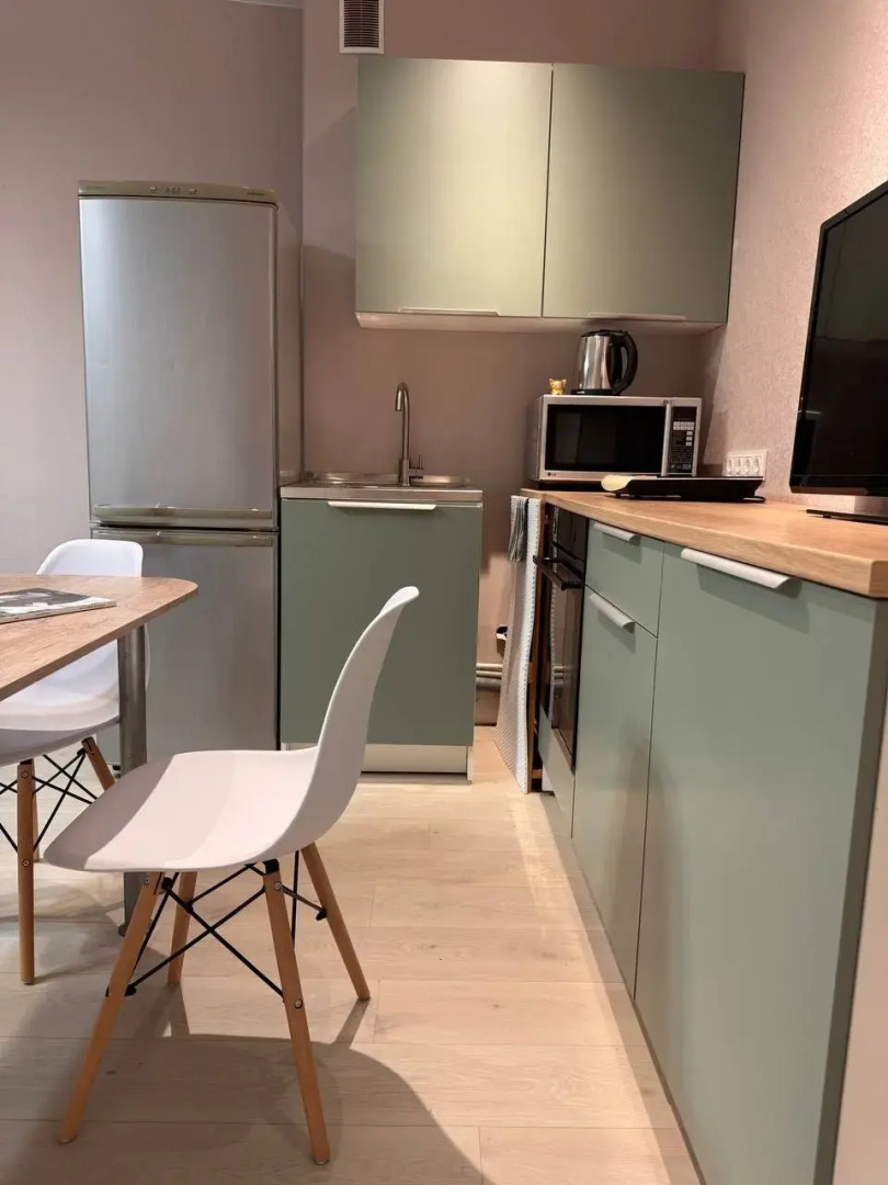 Квартира ЕвроДвушка Аксакова 81/1 на 17 Этаже до 7 Чел