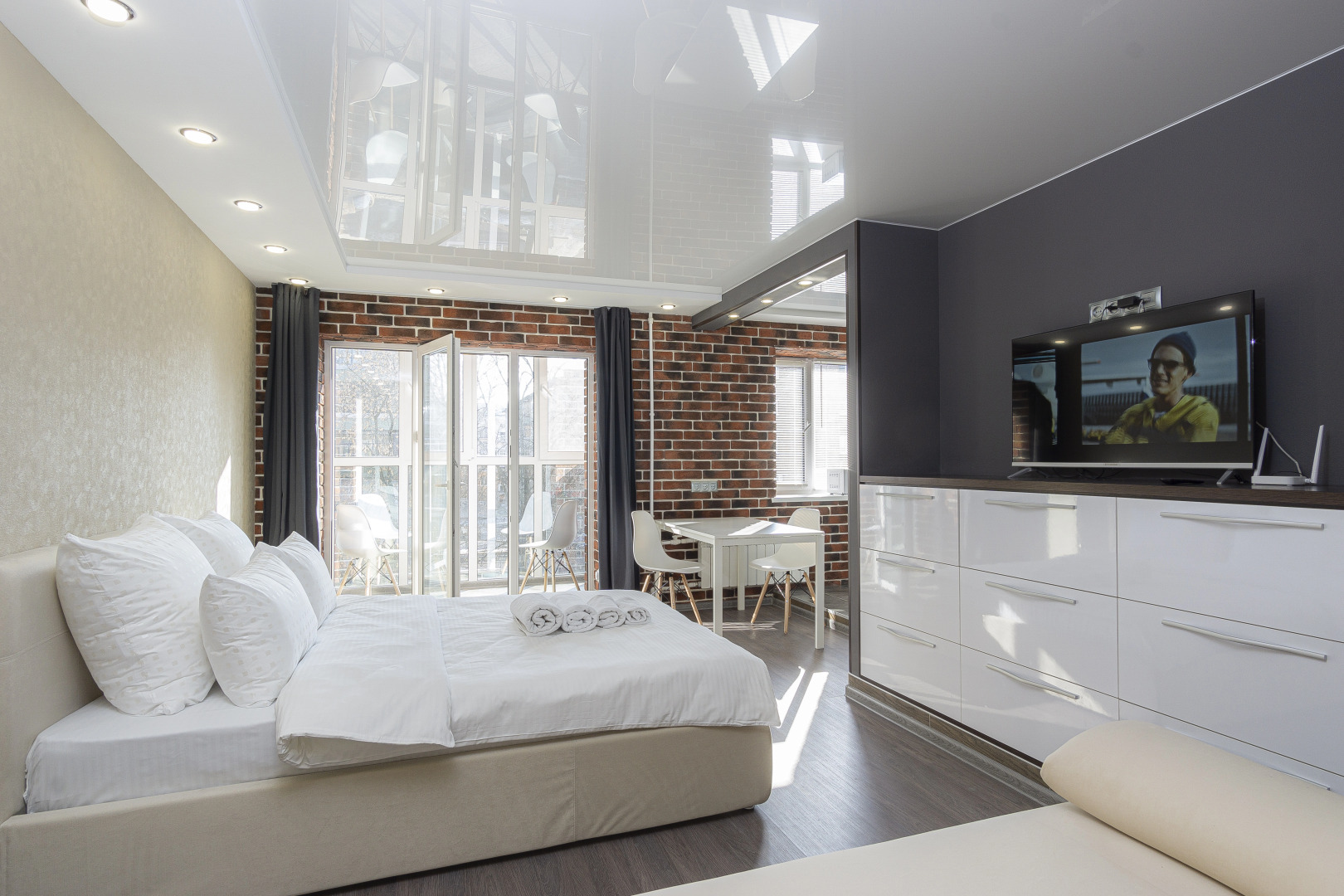 Апартаменты Студия у площади труда