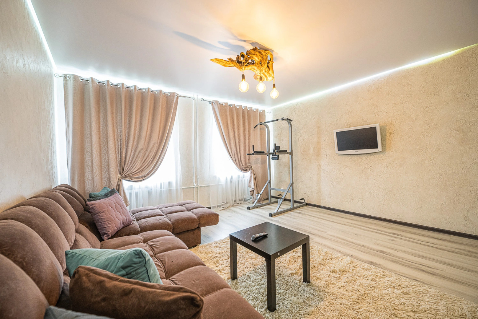 Апартаменты Пять Звёзд на Кировке