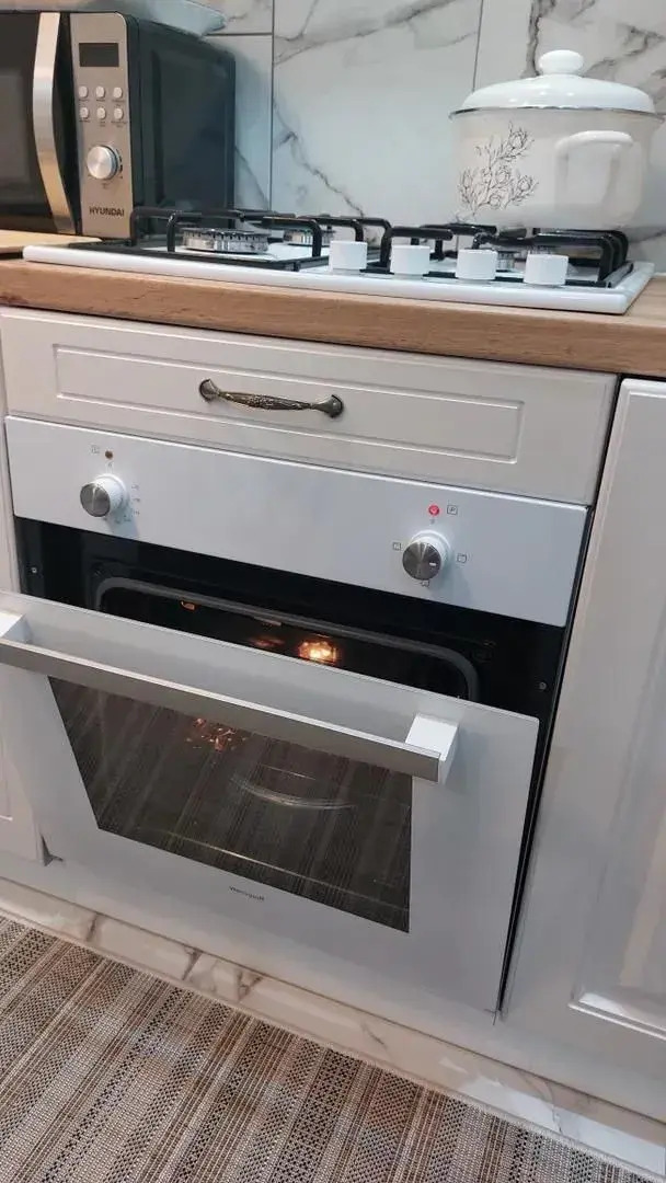 Квартира Трехкомнатная рядом с Кремлем