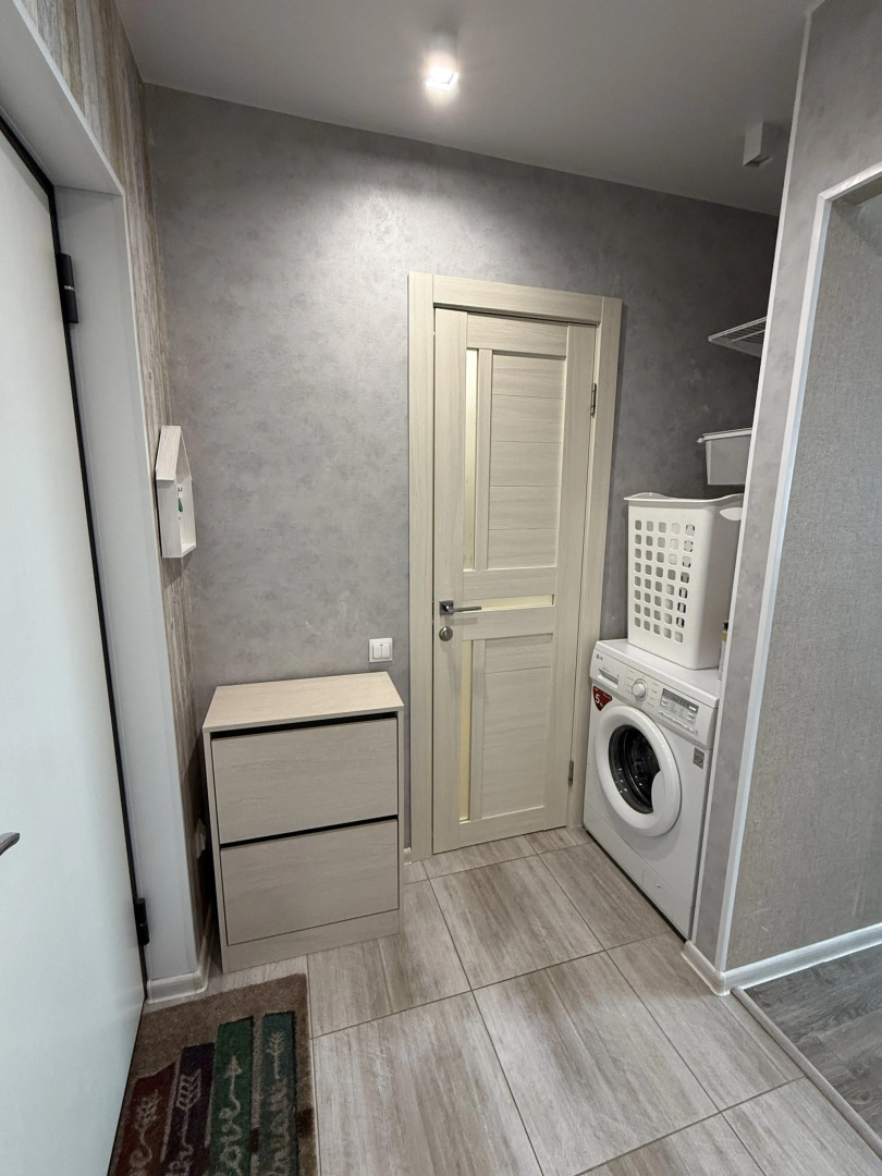 Квартира уютная напротив Театра оперы и балета