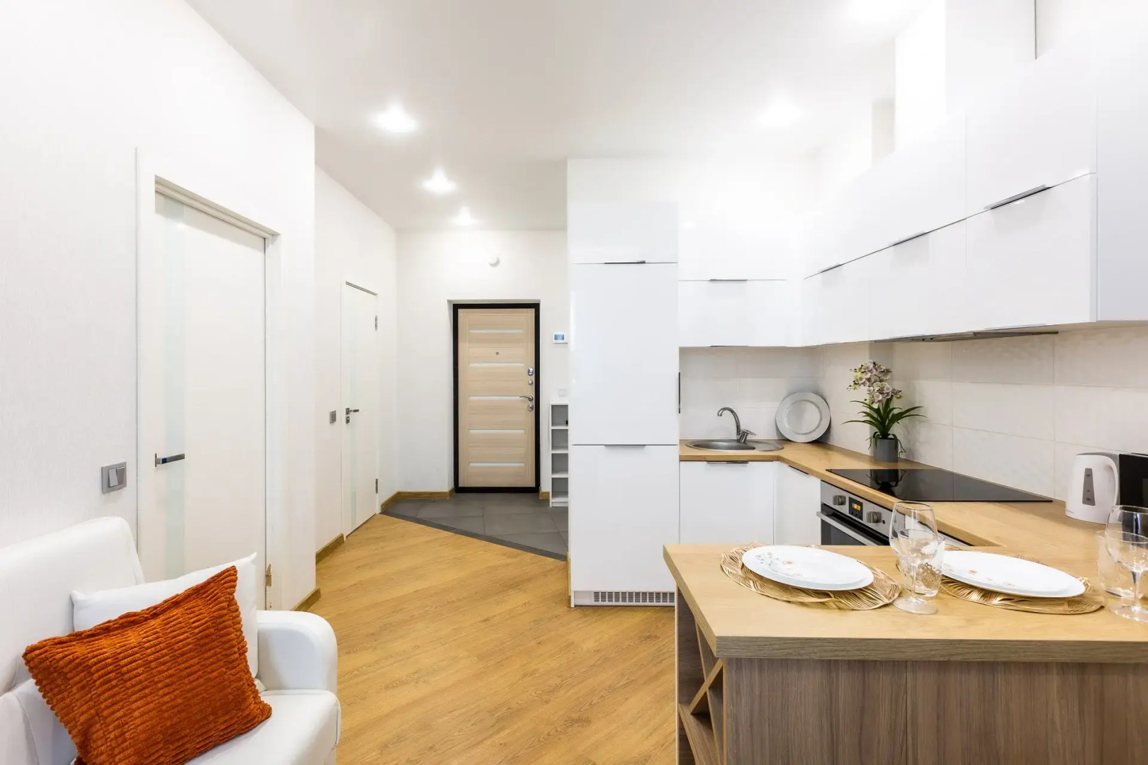 Квартира Дизайнерская Двухкомнатная в Районе Лебяжий