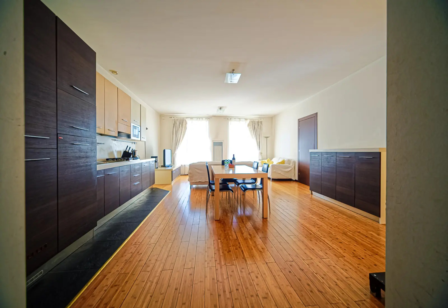 Апартаменты Двухкомнатная Квартира с Видом на Набережную