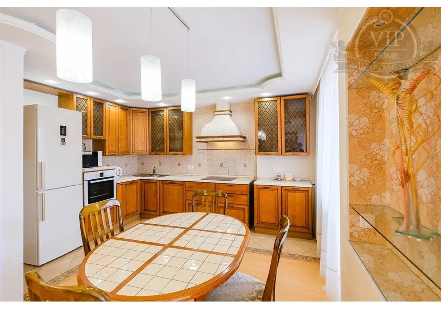 Апартаменты VipHome на Учебной 7