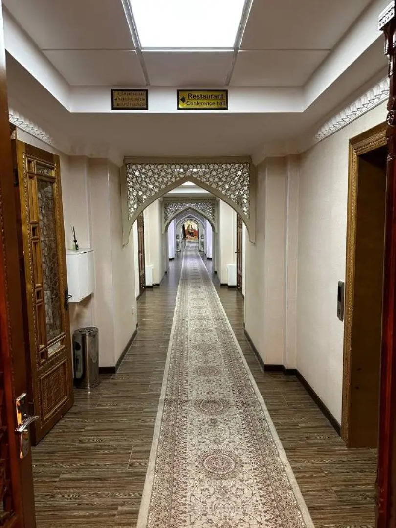 Отель Shahriston