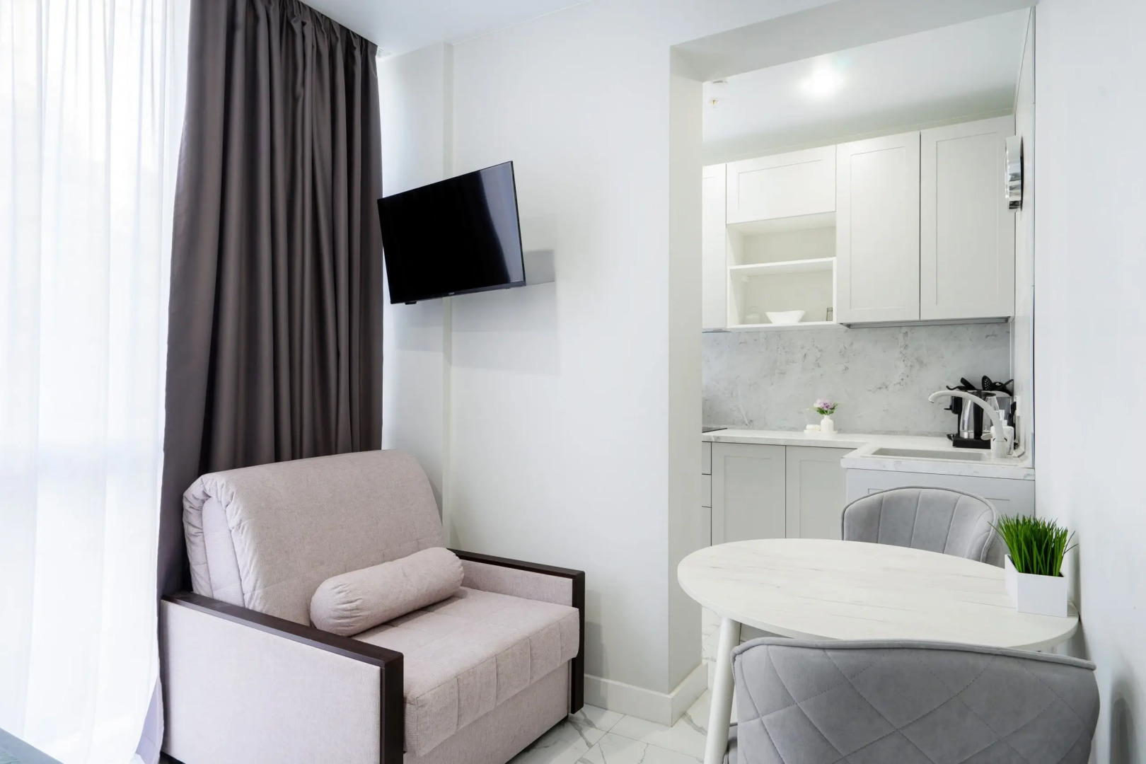 Апартаменты Orange Apart на Навагинской в Сочи