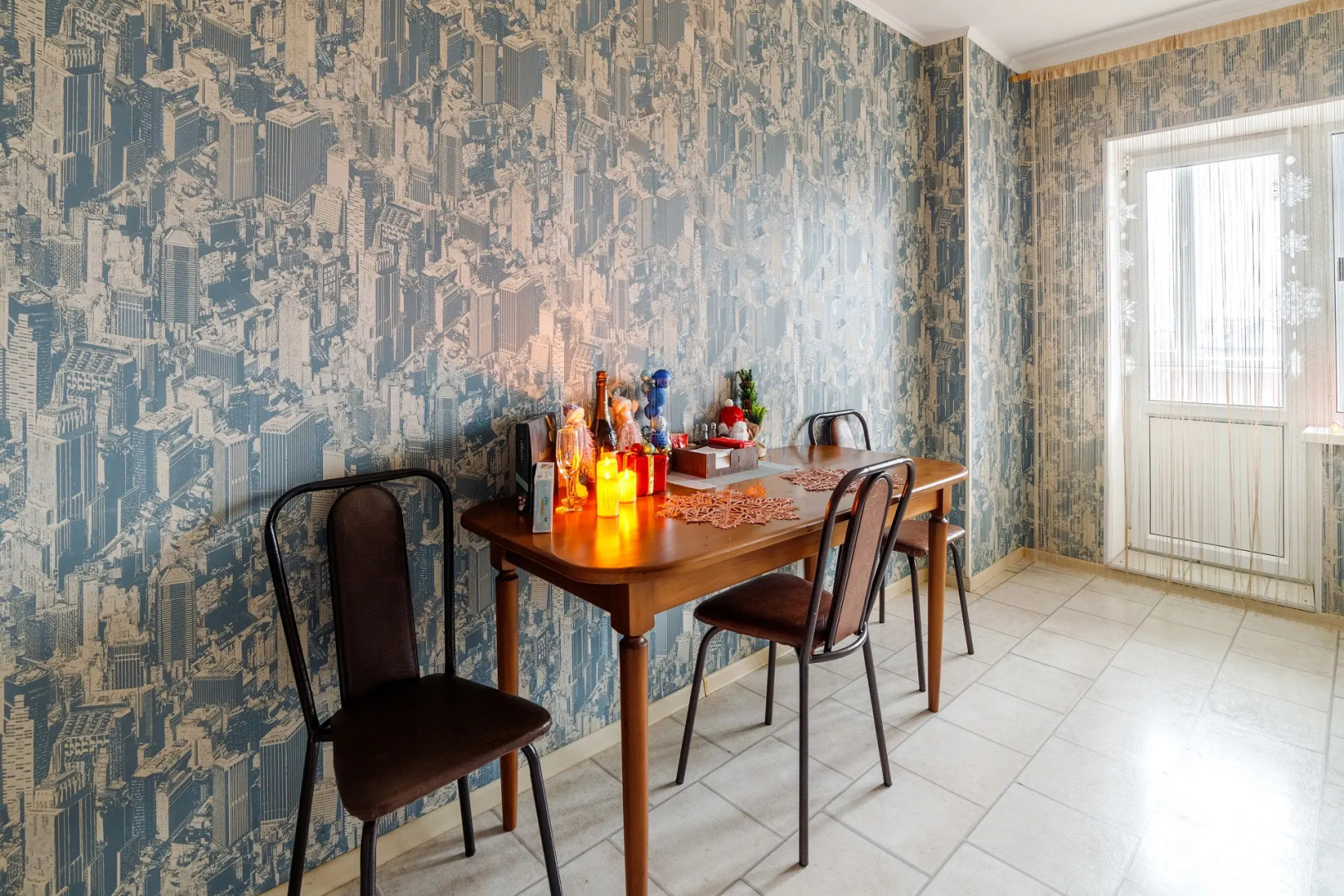 Квартира PrezentHaus на Горького 20 k15