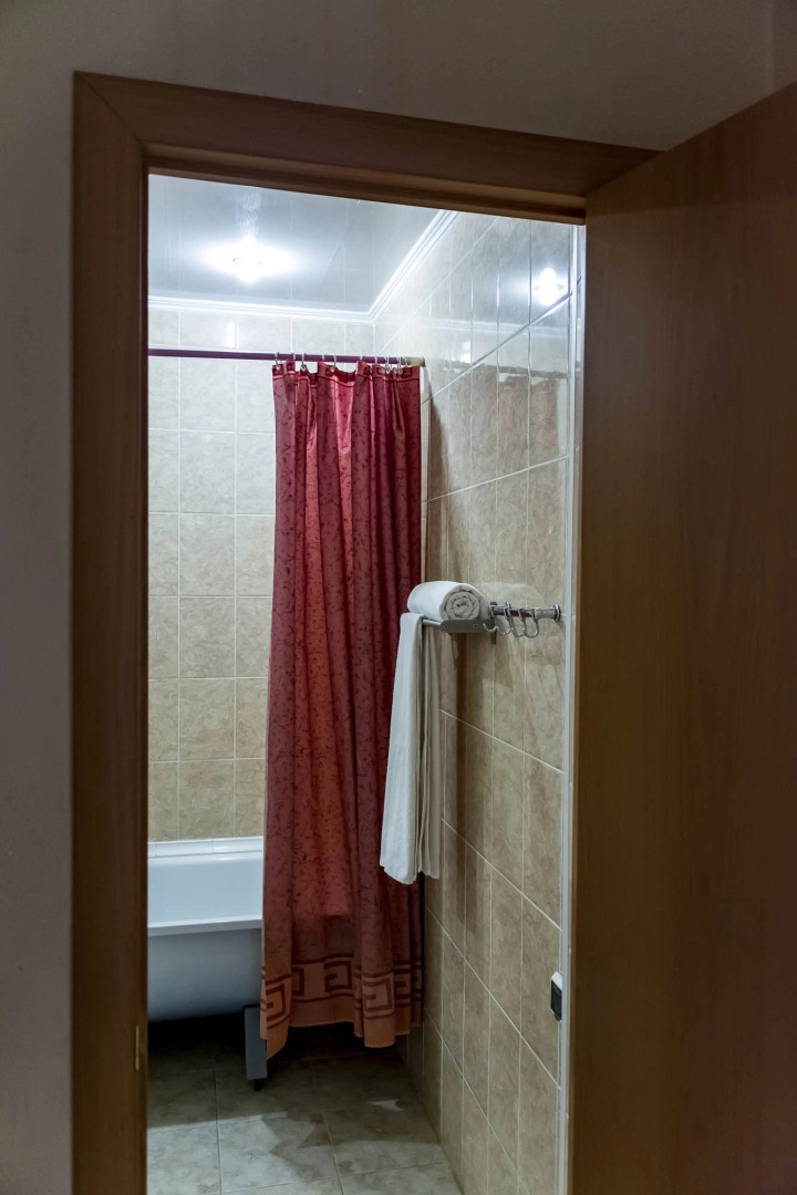 Апартаменты Квартирный Вопрос на Юрматинской 1А