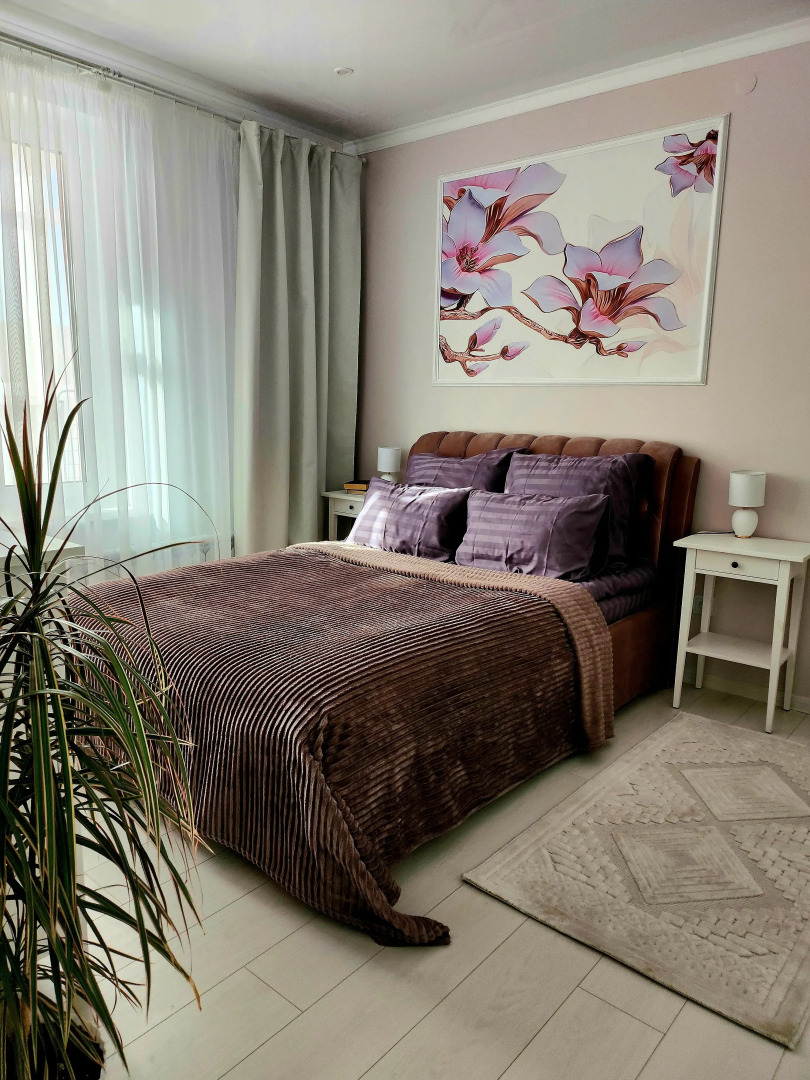 Квартира с видом на закат Родионова, 19