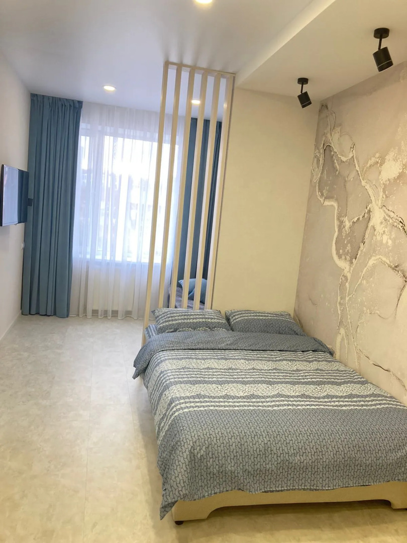 Апартаменты возле Театра и моста, недалеко от центра. Брянская 18.