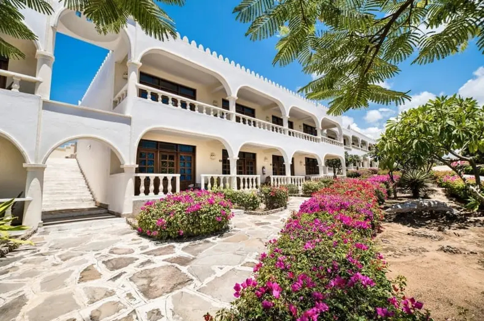 Отель Jumbo Watamu All Inclusive