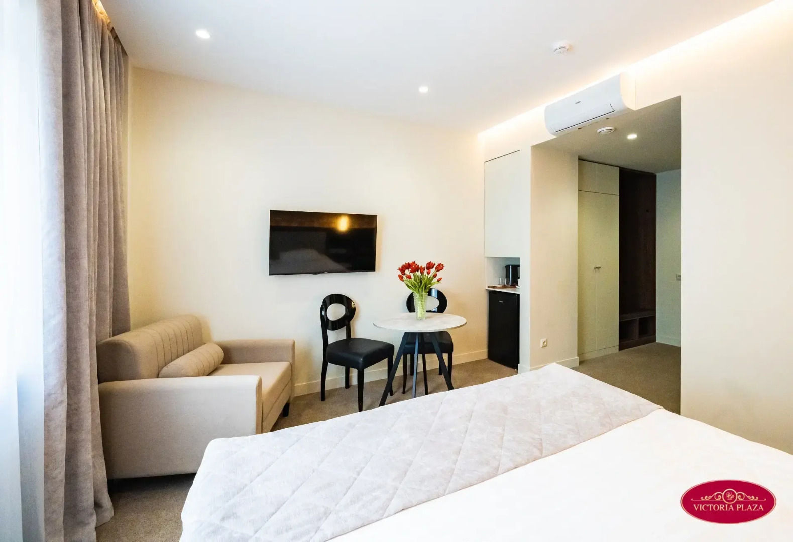 Отель Виктория Плаза