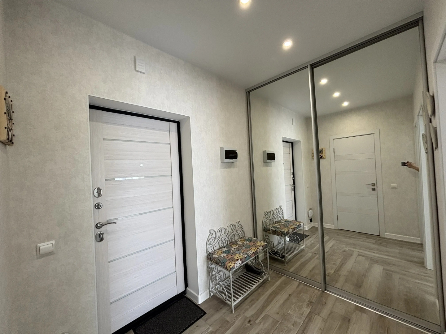 Квартира с видом на лес и пением птиц