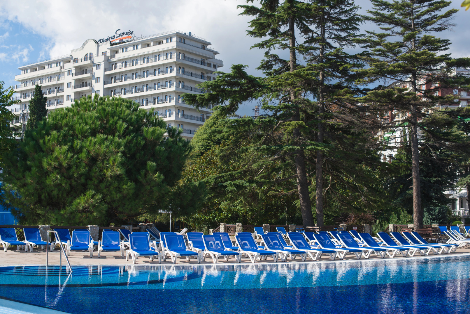 Отель Riviera Sunrise Resort & SPA Алушта