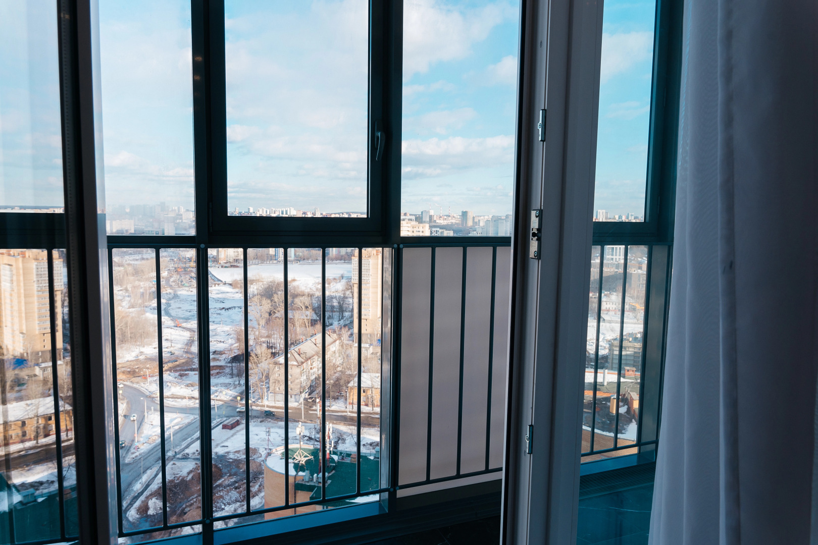 Квартира Стильная Студия с Джакузи Рядом с ЖД Вокзалом