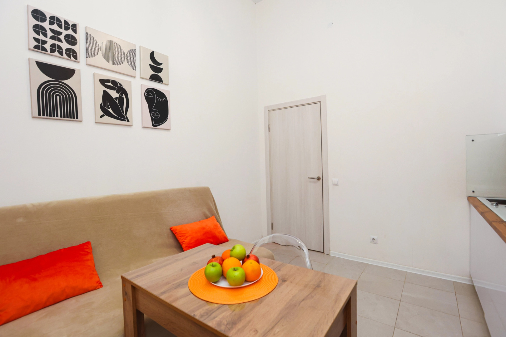 Квартира Мондриан от Home24