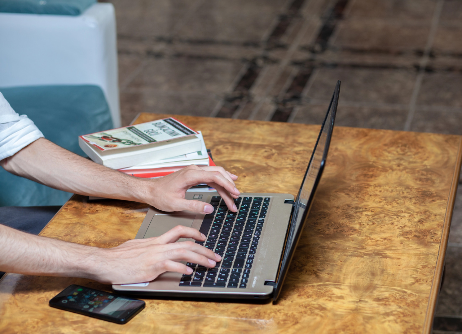 Хостел Happy Baku Hostel & Tours