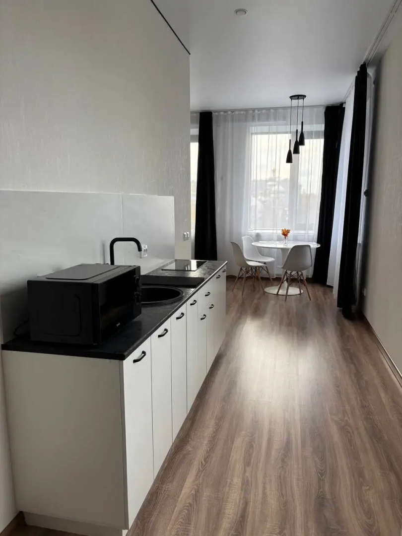 Квартира с проектором у метро в новом доме