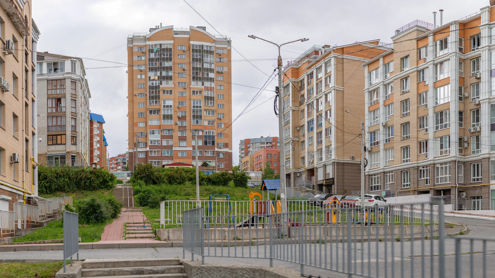 Квартира 2-к у Залива на Крылова 5 от RentAp