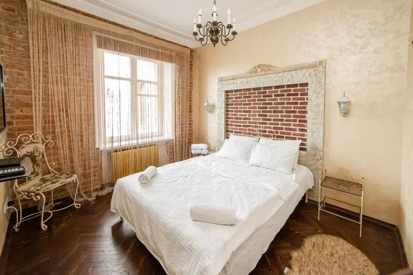 Апартаменты GALLERY Minsk на Кирова 1