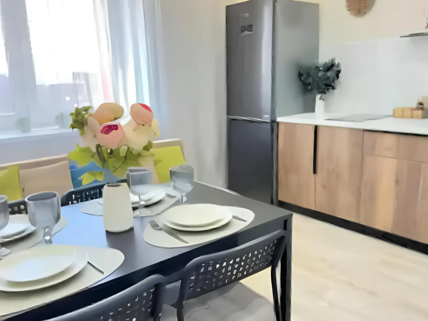 Квартира 6 местная с новым ремонтом около метро Горки парка и ТЦ