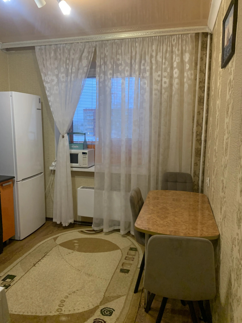 Квартира Тобольск 10 мкр д 74