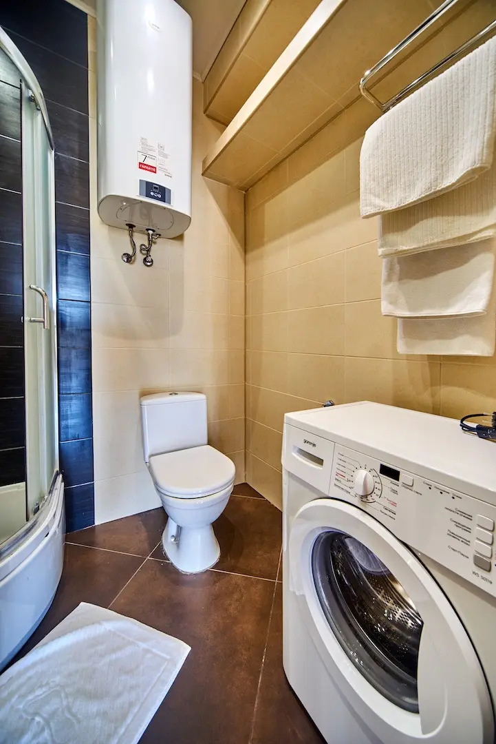 Двухуровневые апартаменты у моря на Античном