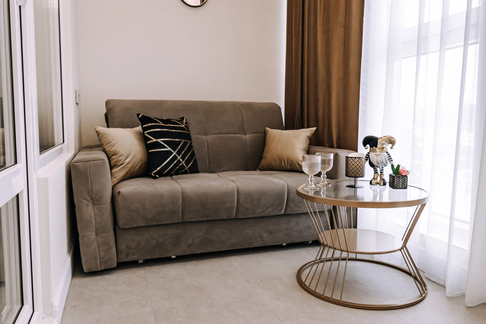 Апартаменты Urban Кот Gold