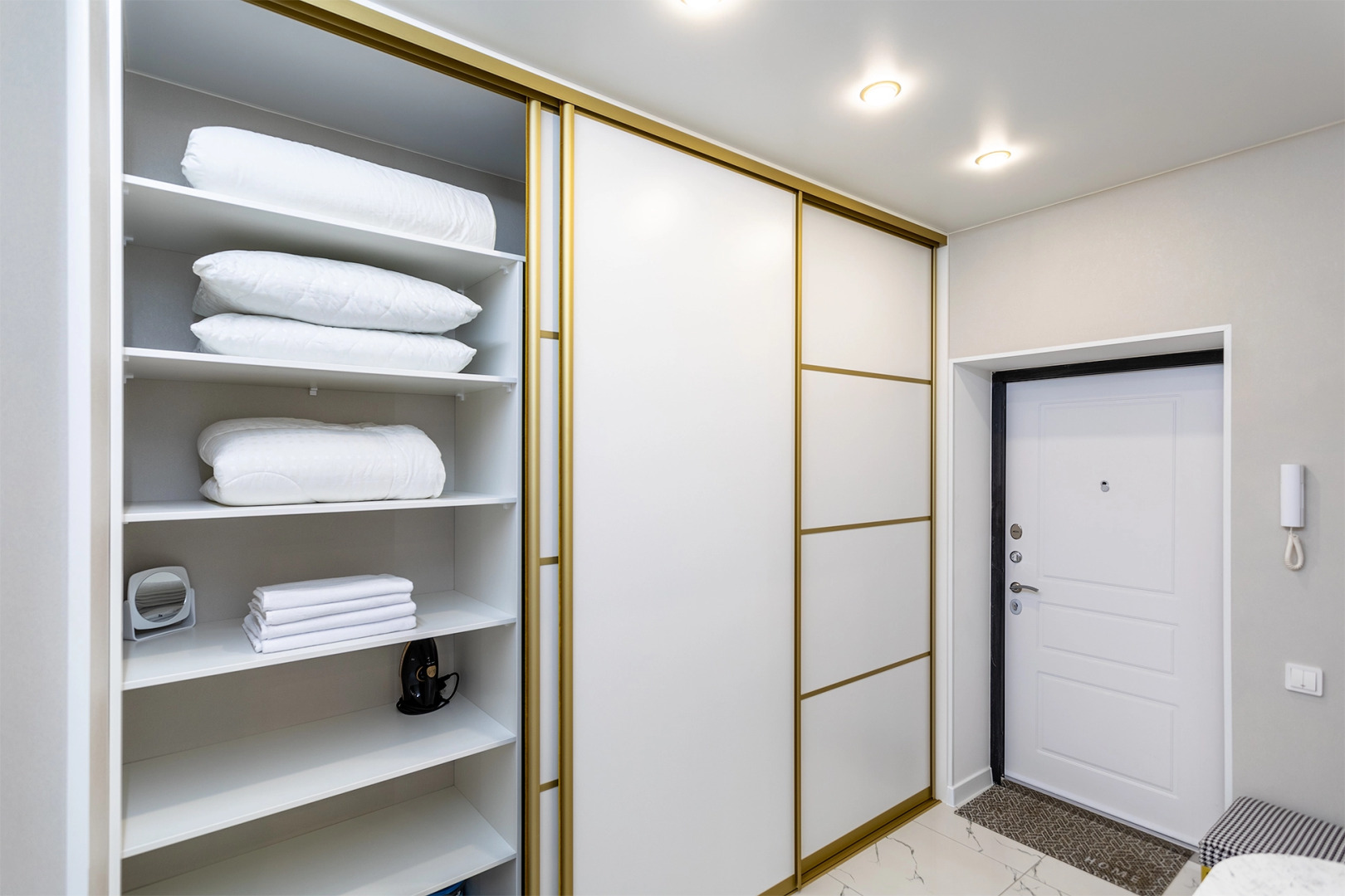 Апартаменты на Мельникайте