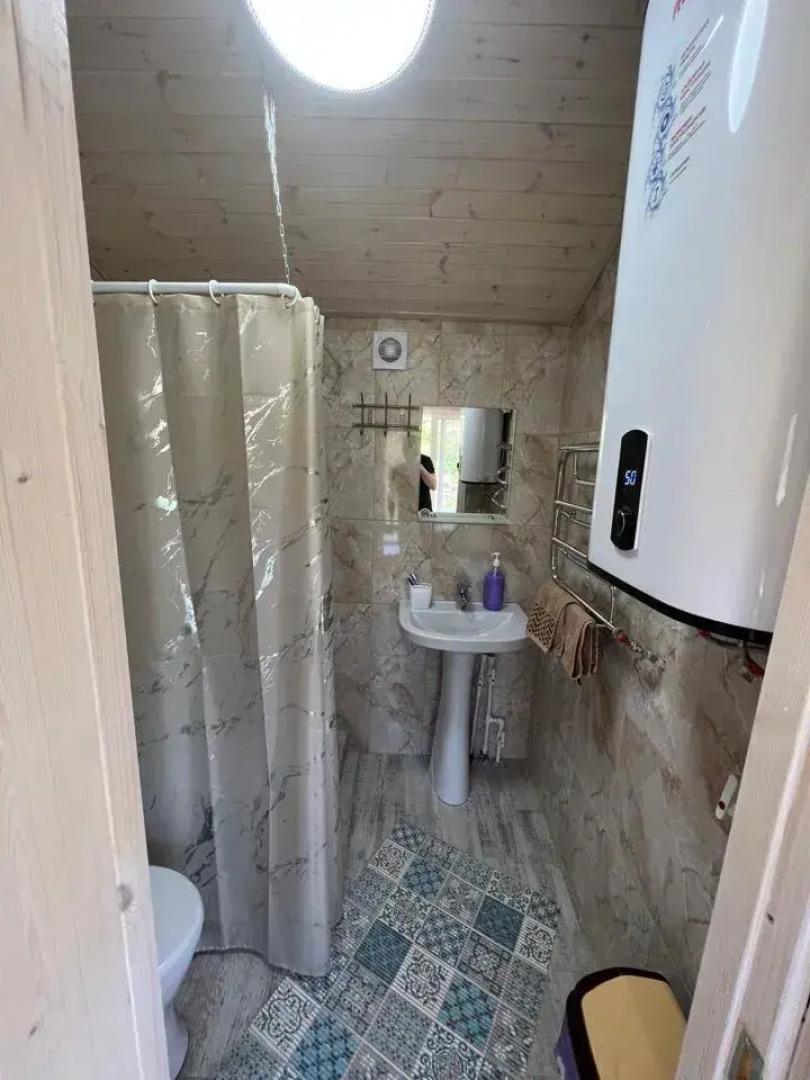 Частный дом с бассейном