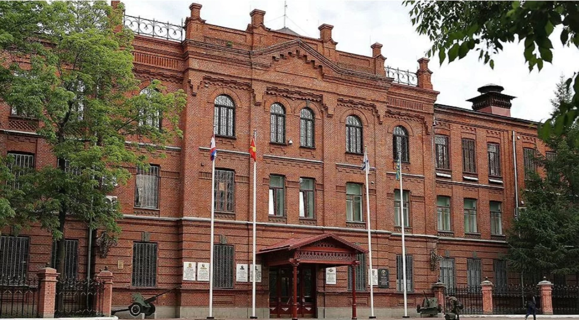 Квартира рядом с Федеральным штабом округа