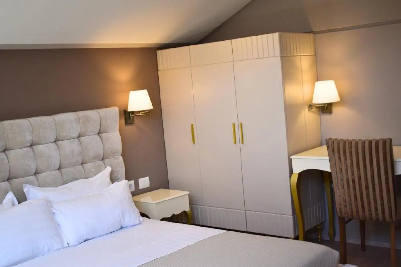 Отель Rezidenca Desaret