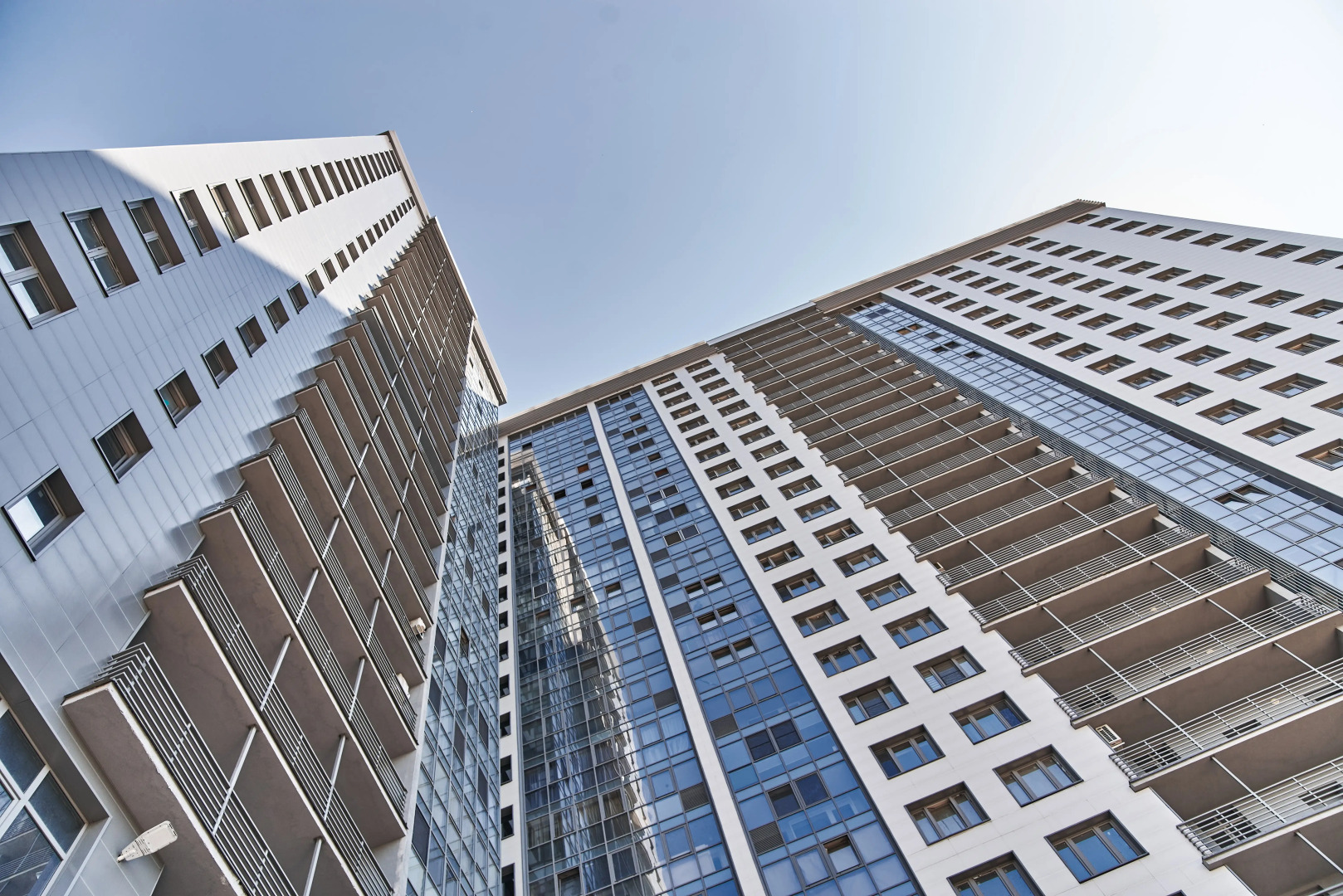 Квартира Aparts Pro+ Студия Black Panorama у Волги в ЖК Галактика на 16 Этаже